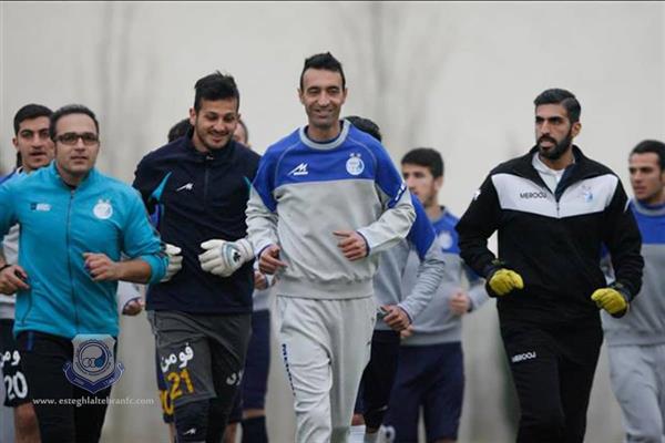 برای دیدار با صنایع اراک/ استقلالی ها چهارشنبه به اراک می رود و پنجشنبه باز می گردد