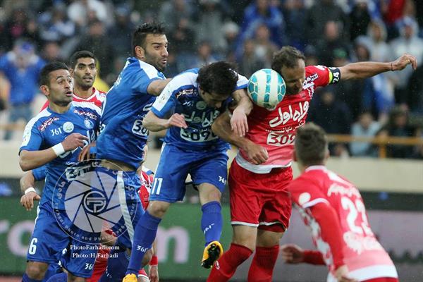 احتمال رویارویی زودهنگام استقلال و پرسپولیس