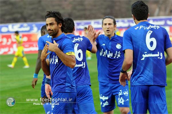 بر خلاف آمار، فرهاد مجیدی گل زد