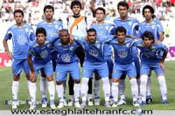 نگاهی به استقلال 90-89