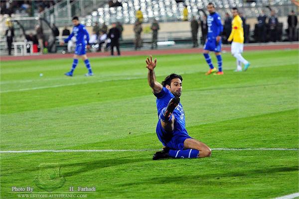 خدا کند این خبر دروغ باشد : فرهاد مجیدی مصدوم شد !؟